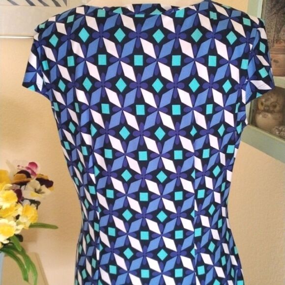 Liz Claiborne Soft Knit Dress - Picture 4 of 9